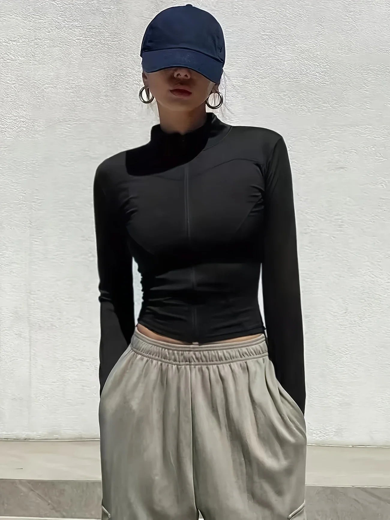 Slim Fit Zip-Up Crop Top Long Sleeve
